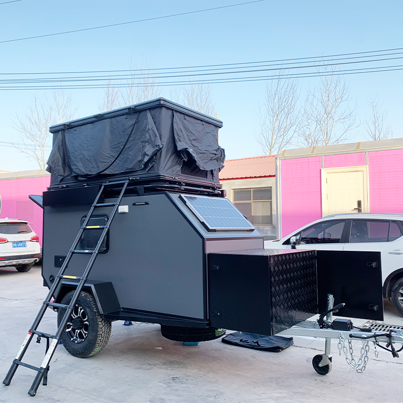 Compact 14FT Off Road Caravan Couples Use Lightweight Aluminium Body for Australian 4WD Tow Bush Camping